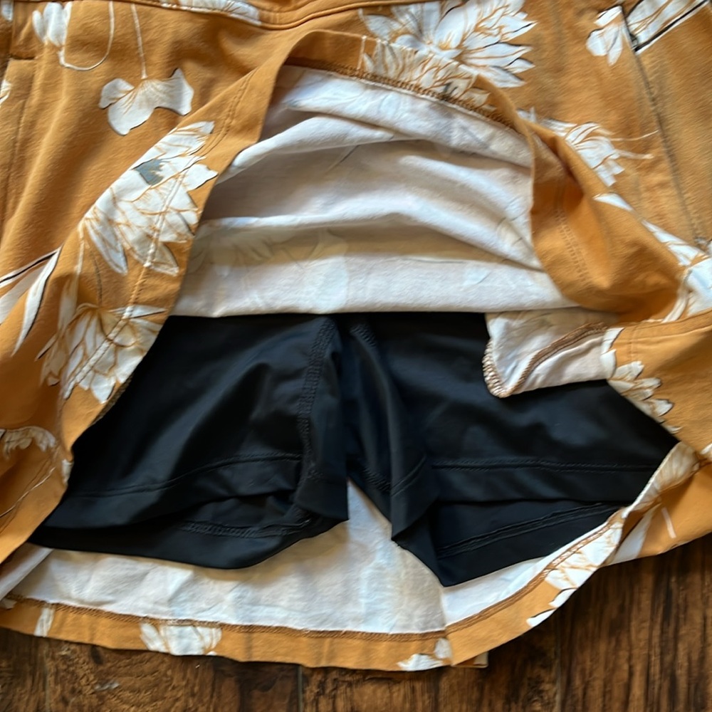 Sherpa Adventure Gear skort, size x-small - Picture 11 of 14